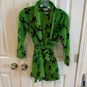 Kids Green Pixelated Minecraft Pattern Robe Size 8